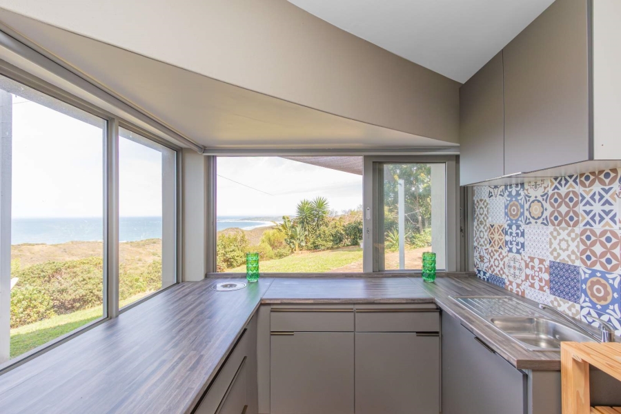 6 Bedroom Property for Sale in Brenton On Sea Western Cape